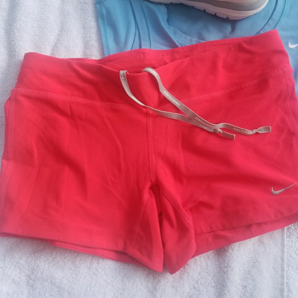 Nike Womens Dri Fit Hot Pink Shorts Size M
